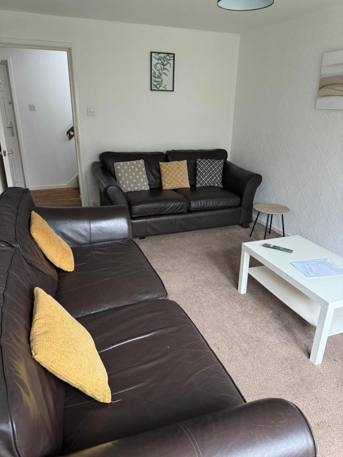 Wombridge Large 2 Bedroom House מראה חיצוני תמונה