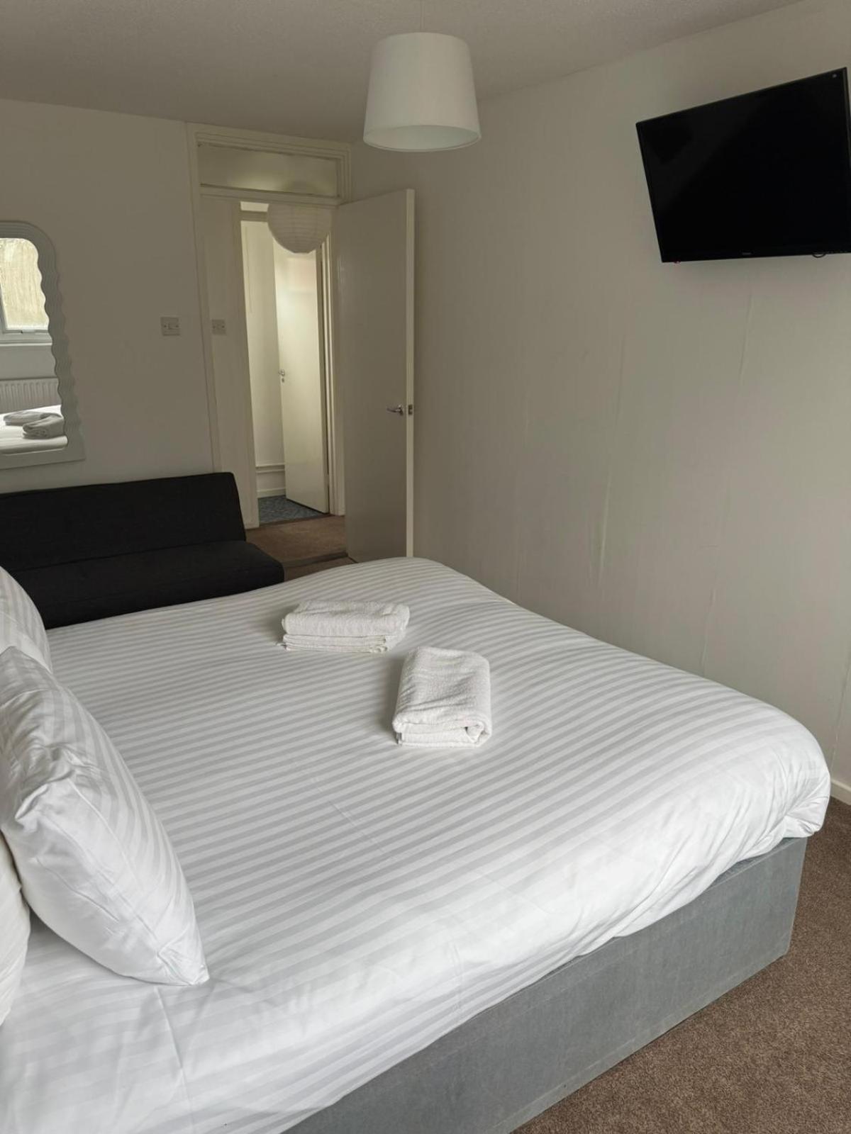 Wombridge Large 2 Bedroom House מראה חיצוני תמונה